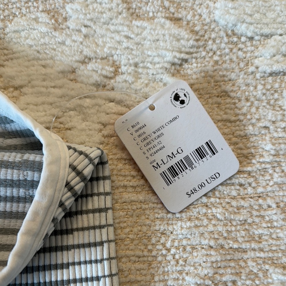 NWT Free People Movement Gray & White Stripe Cropped Tank Top size M/L - Picture 6 of 10
